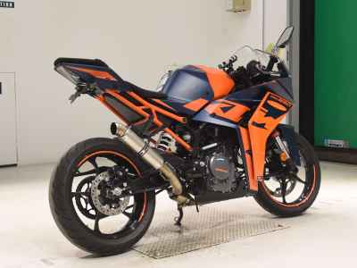 KTM RC 390 2024