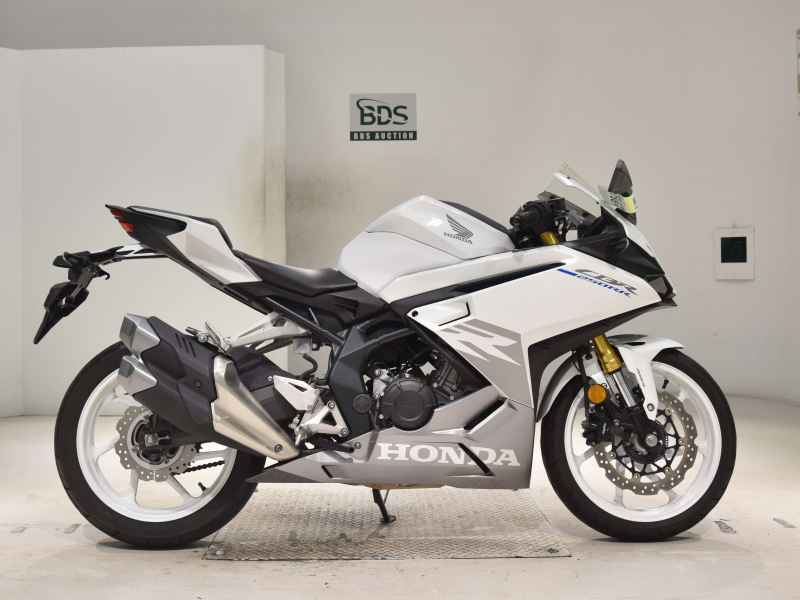 Honda CBR250RR 2023