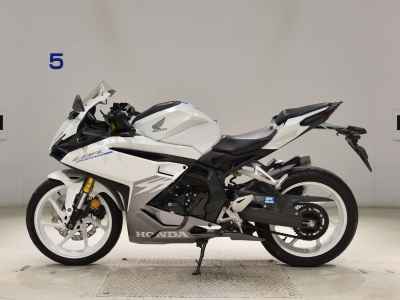 Honda CBR250RR 2023