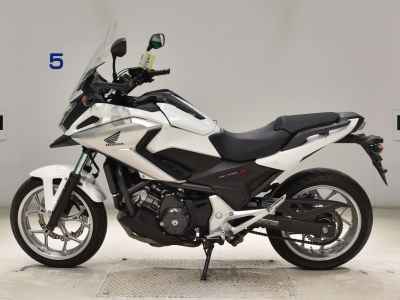 Honda NC750S DCT 2016