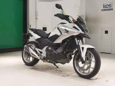 Honda NC750S DCT 2016