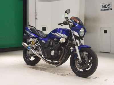 Yamaha XJR400 2006