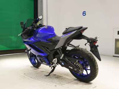 Yamaha YZF-R25 2021