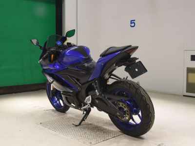 Yamaha YZF-R25 2019