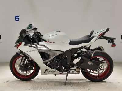 Kawasaki Ninja ZX-6R 2025