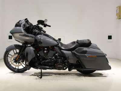 Harley-Davidson Road Glide FLTRXSE1923 CVO 2018