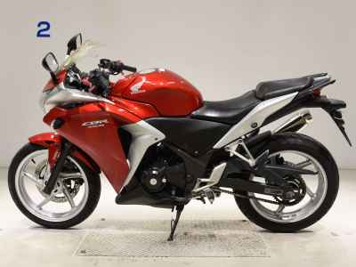 Honda CBR250R 2011