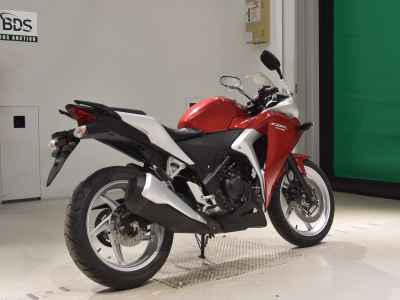 Honda CBR250R 2011