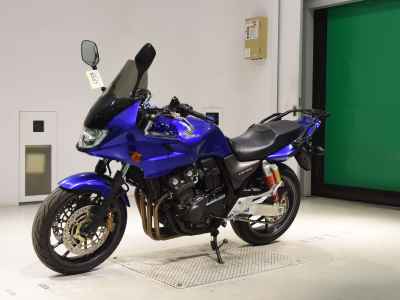 Honda CB400 Super Boldor 2015