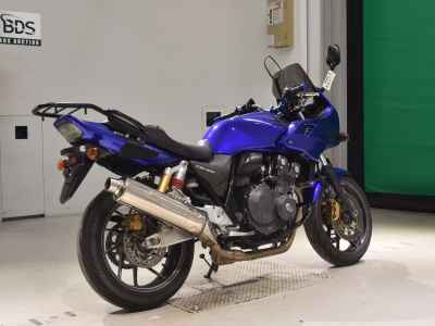 Honda CB400 Super Boldor 2015