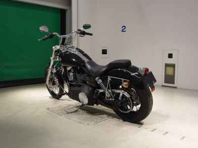 Harley-Davidson Wide Glide FXDWG1580 2010