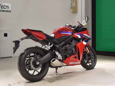 Honda CBR650R E-Clutch 2025