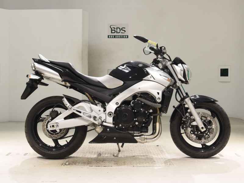 Suzuki GSR400 2008