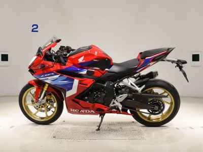 Honda CBR250RR 2023