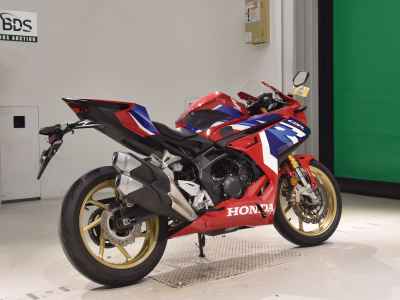 Honda CBR250RR 2023