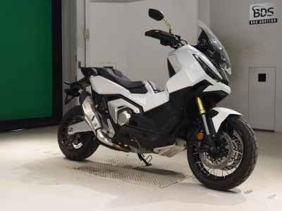 Honda X-Adv 750 2025