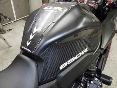 Honda CBR650R E-Clutch 2024