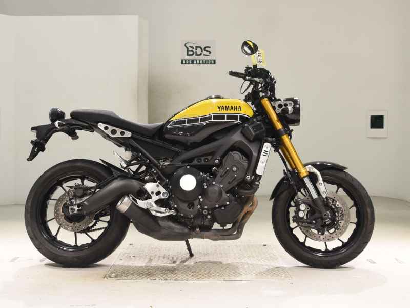 Yamaha XSR900 2016