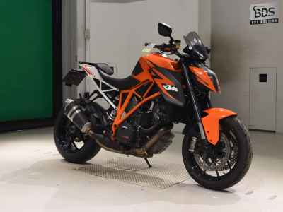 KTM 1290 Super Duke R 2015