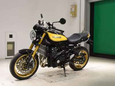 Kawasaki Z900RS SE 2023