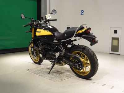 Kawasaki Z900RS SE 2023