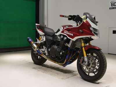 Honda CB1300 Super Boldor 2025