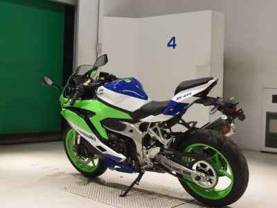 Kawasaki Ninja ZX-4RR 2024