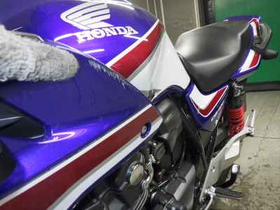 Honda CB400 Super Boldor 2023