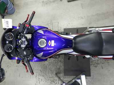 Honda CB400 Super Boldor 2023