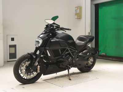 Ducati Diavel 2015