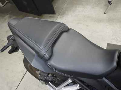 Honda CB650R E-Clutch 2024