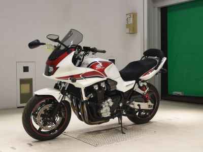 Honda CB1300 Super Boldor 2010