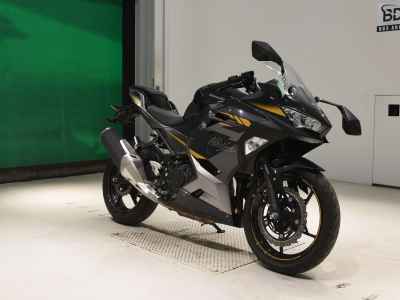 Kawasaki Ninja 400 2022