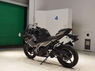 Kawasaki Ninja 400 2022