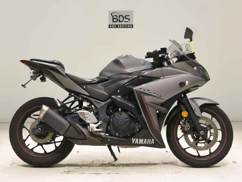 Yamaha YZF-R25 2016
