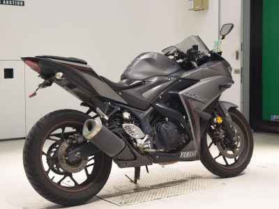 Yamaha YZF-R25 2016