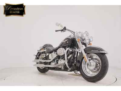 Harley-Davidson Deluxe FLSTN1580 2012