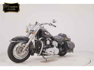 Harley-Davidson Deluxe FLSTN1580 2012