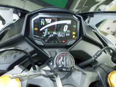 Kawasaki Ninja ZX-4R SE 2025