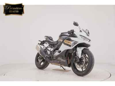 Kawasaki Ninja ZX-4R SE 2025
