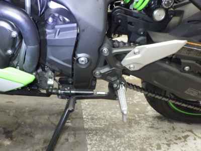 Kawasaki Ninja ZX-4RR 2025