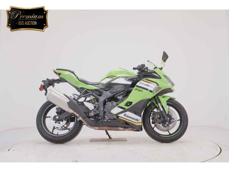 Kawasaki Ninja ZX-4RR 2025