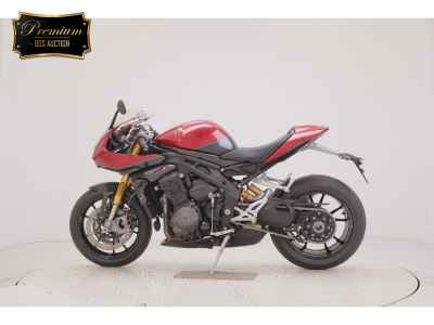 Triumph Speed Triple 1200 RR 2022