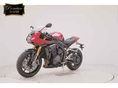 Triumph Speed Triple 1200 RR 2022