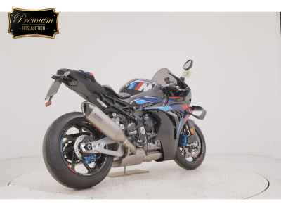 BMW M1000RR 2025