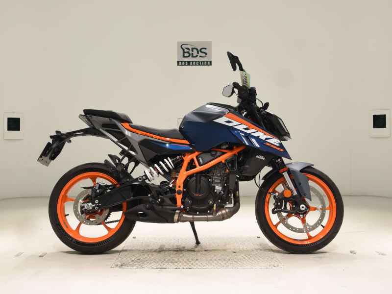 KTM 390 Duke 2025