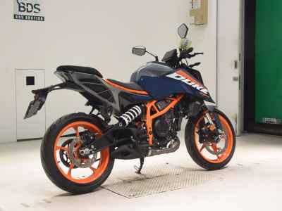 KTM 390 Duke 2025