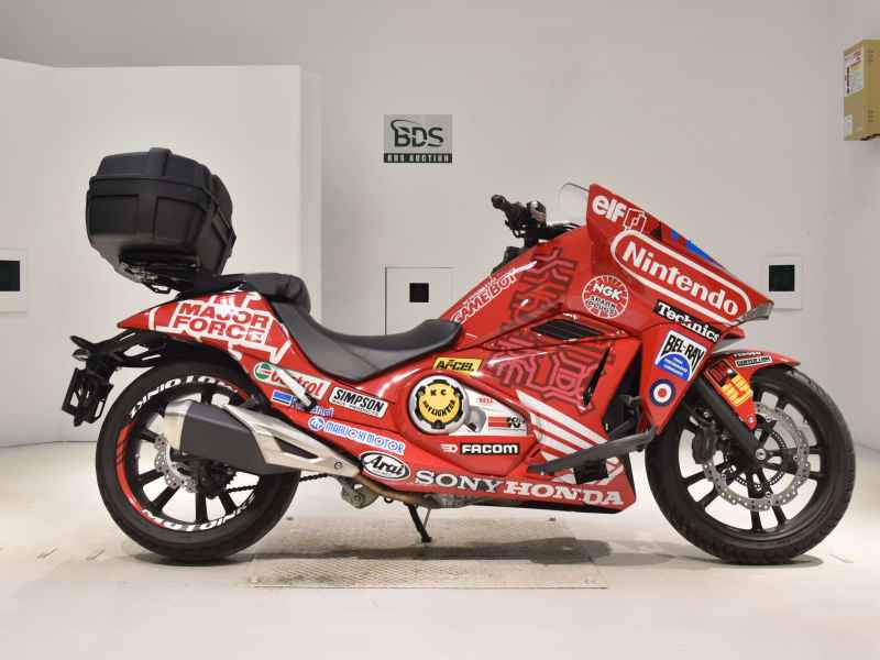 Honda NM4 Vultus 2020