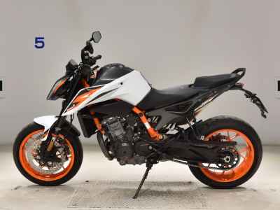 KTM 890 Duke R 2022