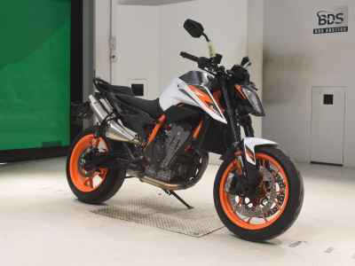 KTM 890 Duke R 2022
